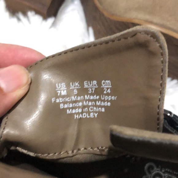 NWOT Women’s Carlos by Carlos Santana Hadley Ankle Boots - Picture 5 of 11